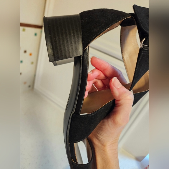 Womens 9 Naturalizer Block Heel Dress Sandal Adele - Picture 11 of 13